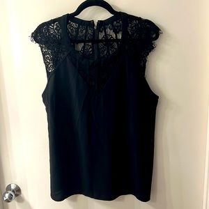 Beautiful Black Lace Top XL